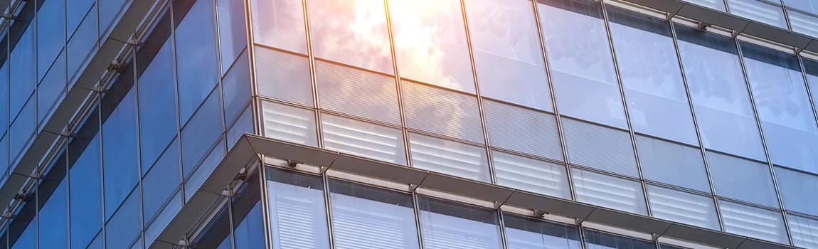 UV-Resistant Glass Experts in Sarasota Springs, FL